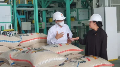 Jaga Harga dan Ketahanan Pangan,  Ketua DPR RI Tinjau Infrastruktur Pengolahan Beras Modern Bulog