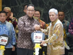 Gubernur DKI Jakarta Hibahkan 15 Unit Mobil Pemadam Kebakaran untuk 14 Pemda, Salah Satunya Kabupaten di Sumsel Ini