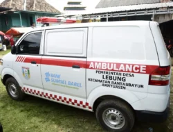 Tingkatkan Pelayanan Kesehatan, Gubernur Bantu Mobil Ambulance