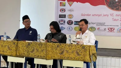 Bedah Buku  Sejarah Palembang Dalam  Pantun, Cara Belajar Sejarah Melalui Seni