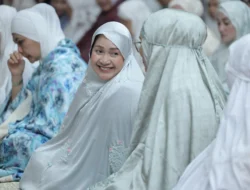 Pj Gubernur Kompak Bersama Forkopimda-Kepala BUMN/BUMD Salat Tarawih di Masjid Ar-Ra’iyah DPRD Provinsi Sumsel