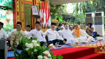 Eratkan Silahturahmi, Pj Gubernur Agus Fatoni Hadiri Tabligh Akbar dan Halal Bihalal Pegawai Pemprov Sumsel
