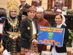 Pj Gubernur Agus Fatoni Maknai Momentum HUT Provinsi Sumsel ke-78 Tahun dengan Berbagi