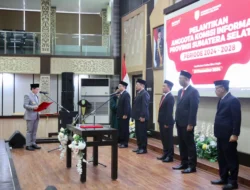 Pj Gubernur Sumsel Elen Setiadi Lantik Anggota Komisi Informasi Sumsel Periode 2024-2028 