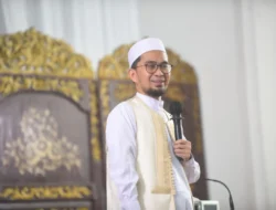 Gubernur Herman Deru dan Wagub Cik Ujang Hadiri Tabligh Akbar Satu Hari Bersama Al- Qur’an Bareng Ustadz Adi Hidayat