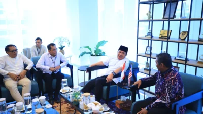 Gubernur Herman Deru Terima Konjen Malaysia, Bahas Peluang Besar Investasi dan Penerbangan Langsung Kuala Lumpur–Palembang
