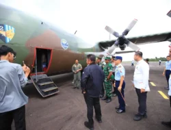 Pemprov Sumsel Kembali Salurkan Bantuan 15 Ton Logistik untuk Korban Bencana Sumbar lewat Jalur Udara
