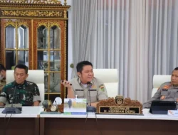 Bagikan Bonus Atlet Peraih Medali PON &Peparnas Papua  