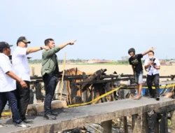 Gubernur Berikan Bantuan Puluhan Korban Kebakaran Batu Ampar Palembang