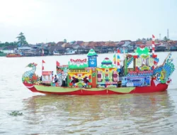 Ada Parade Kapal Hias di Sungai Musi