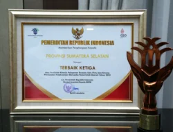 Penyelenggara PTSB  dan PBB  Terbaik, Pemprov  Sumsel  Dianugerah Layanan Investasi 2022