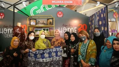 Kembangkan Usaha Kecil, Gubernur Minta Bantu Pendampingan Pelaku UMKM