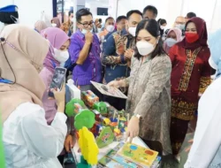 Buka Festival Produk UMK BerSNI, Feby Deru Minta Pengusaha Lakukan Sertifikasi