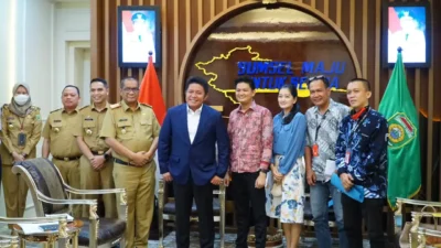 Terima PT SGM, Gubernur Minta Promosi Kendaraan Listrik Perlu Digencarkan