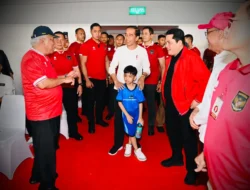 Momen Erick Tohir Saat Dapat Pujian Presiden Jokowi, Gimana Raut Mukanya ?  