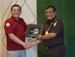 Ini yang Diserahkan Kejaksaan RI untuk Bantu KKP Kembangkan Pendidikan Bidang Kelautan & Perikanan