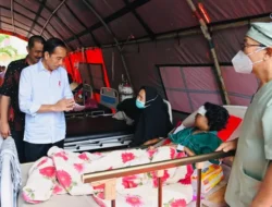 Pastikan Korban Gempa Dirawat Dengan Baik, Presiden Kunjungi Rumah Sakit di Cianjur