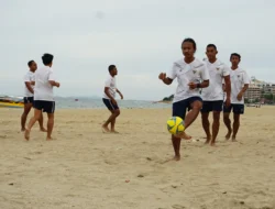 AFF Beach Soccer Championship 2022, Latihan Pagi Tim Sepak Bola Pantai Indonesia Jelang Laga Perdana