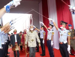 HUT ke-76 RI, Wagub Serahkan SK Remisi Bagi 8.711 Warga Binaan dan Anak di Sumsel 