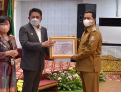 Dapat Penghargaan, Banyuasin Terbaik Pertama se-Sumsel Laporan Penyaluran DAK Fisik dan DD