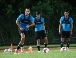 Siap Lakoni Laga Perdana Lawan Kamboja di Piala AFF Suzuki 2020, Ezra Walian : Kami Butuh 3 Angka