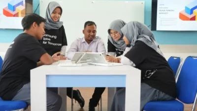 Pelatihan Design Thinking Samsung Dorong Siswa Gali Solusi Masalah Sosial