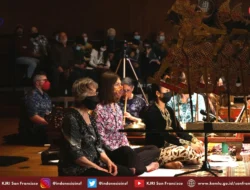 Keren.. Wayang Kulit  “Tunggu Tunggorono” Mentas di University of California, Berkeley