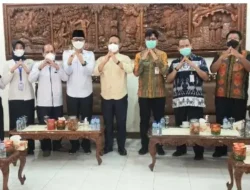 Ngumpul di Pendopo Rumah Dinas, Fisip UIN & Pemkab Kebumen Bakal Perpanjang Kerjasama Tri Dharma PT, Bupati Bangga Nama Daerahnya Dikenal di Palembang, Ini Yang Dibahas