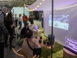 Redefining the Portable Screen: Creating The Freestyle 2nd Gen