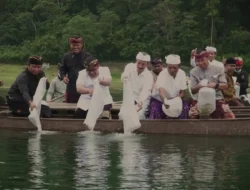 Tebar Ikan Endemik di Danau Tamblingan Bali