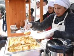 “Indonesia Spice Up the World” di Argetina Cicipin masakan khas Indonesia sembari nikmati pertunjukan angklung