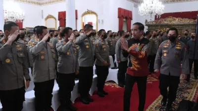 Presiden Panggil Pejabat Jajaran Polri, Minta Kembalikan Kewibawaan Yang Sudah Menurun