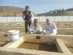 Tiba di Jeddah, Istri wafat, Endang Berterima kasih Petugas Haji Urus Pemakaman Jenazah