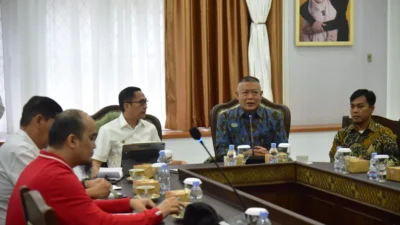 Wali Kota Ratu Dewa Galakkan Lagi Pemanfaatan LRT, Jawaban Atasi Kemacetan Palembang