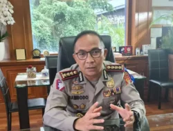 Di DKI, Pengemudi Kendaraan Gak Boleh “Ngudut” Ada Sanksinya Lho !, Kok Bisa ? Dirlantas Polda Metro Jaya Beberkan Alasannya