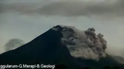 Merapi Kembali Luncurkan 15 Kali Guguran Lava Pijar, BPPTKG Pertahankan Status Level III