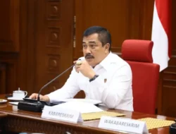Tindak Tegas Yang Bikin Berita Palsu di Saat Covid-19, Tapi Jangan Arogan Ingat Kabareskrim Kepada Jajarannya