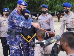 Tutup Tradisi Pembaretan Perwira & Bintara di Pantai Carita Banten, Begini Pesan Kakorpolairud Baharkam Polri