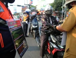 Masih Dievaluasi, Keputusan PPKM Diperpanjang Atau Tidak