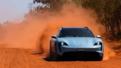5.000 kilometer melintasi Australia dengan Taycan 4S Cross Turismo