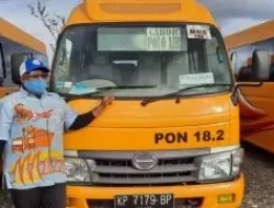 Emansipasi Wanita Bener !!, Srikandi Asli dari Suku Genyem Jayapura Ini Beri Contoh Emak-emak, Buktikan Dirinya Mampu Bahkan Miliki Keterampilan yang Biasa Kaum Adam Lakukan,Motivasinya Mau Nunjukin Pada Dunia Luar Perempuan Papua Sama dengan Wanita Di Luar Negeri, Simak Komentarnya..  