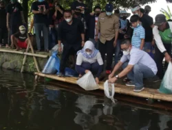 KKP & ‘TAN96UH’ Tebar 33 Ribu Ikan Situ Gede, Kampanyekan Juga Ekonomi Biru Berkelanjutan