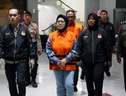 Timbun Valas dan 2,5 Kg Emas dari Hasil Peras Bawahan, Bupati Sukoharjo Resmi Berompi Oranye