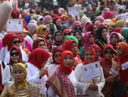Hari Kebaya Nasional 2026: Sumsel Pecahkan Rekor MURI Parade Perempuan Berbusana Songket Terbanyak