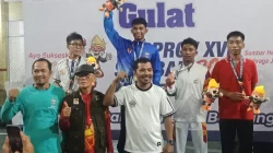 Tumbangkan Pegulat Tuan Rumah 16-6, M. Sahrul Gunawan Sabet Emas Porprov XVI Sumbar